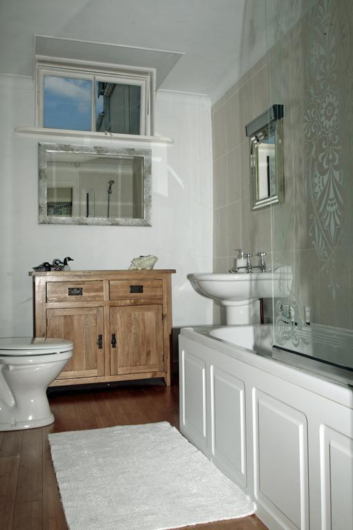 チャーチル The Beeches Bed & Breakfast 部屋 写真