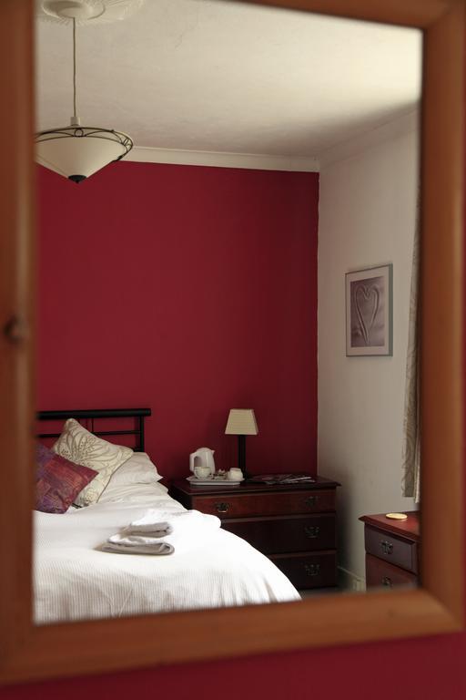 チャーチル The Beeches Bed & Breakfast エクステリア 写真